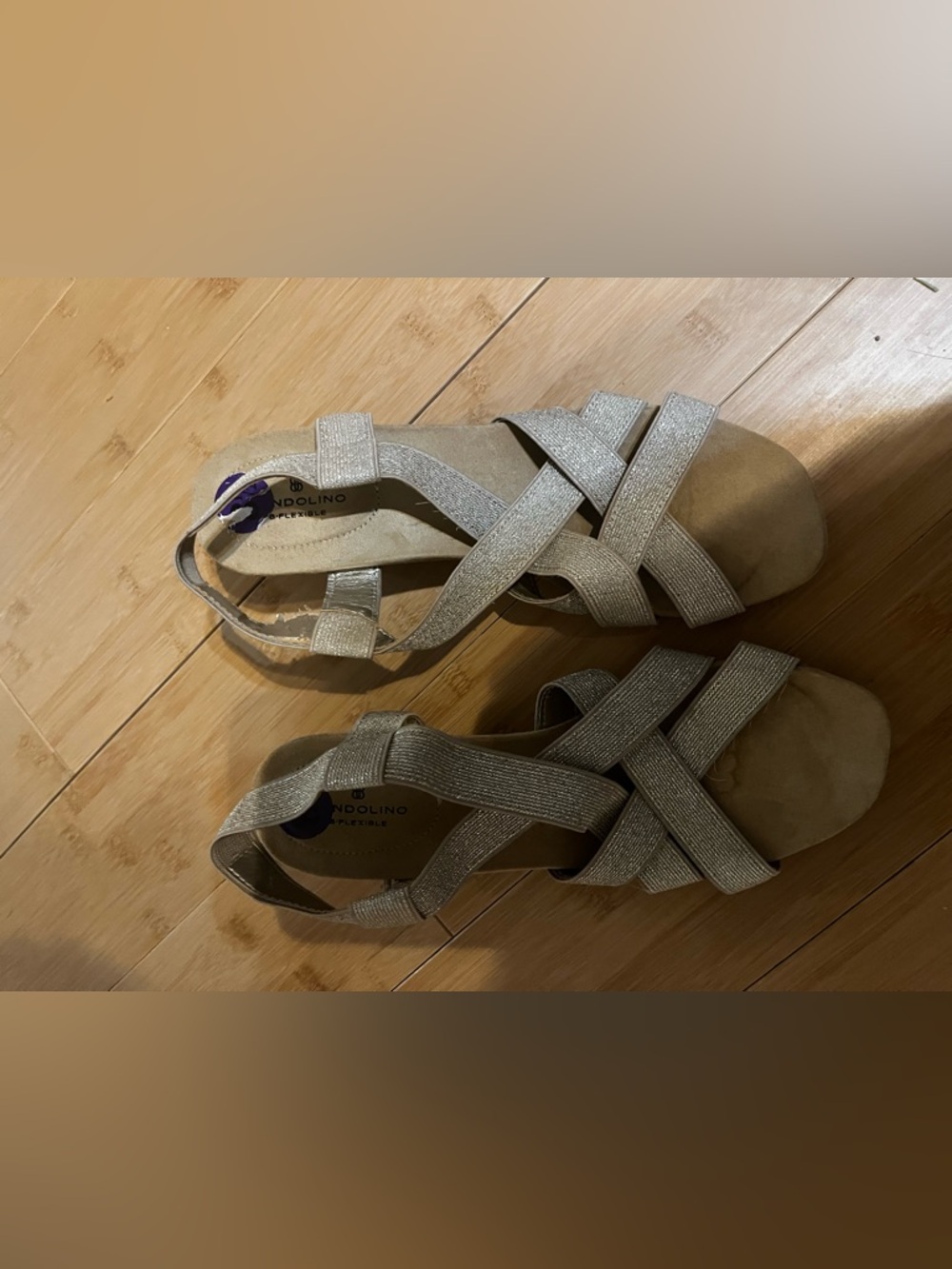Bandolino Sparkle Crisscross Slingback Sandals in gold tan size 8.5